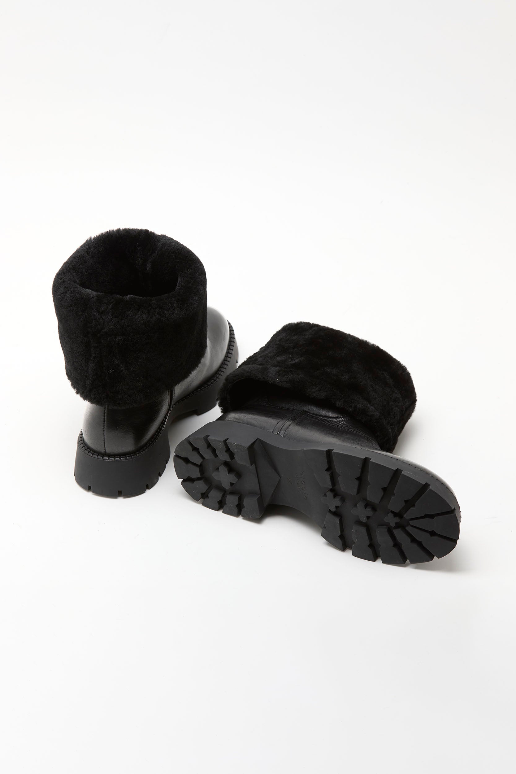 NEVE leather boots _ black