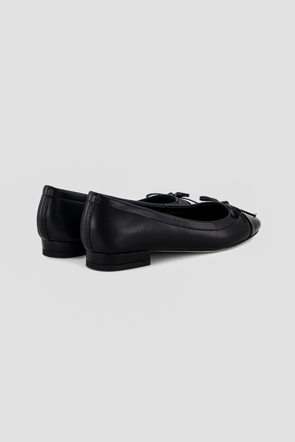Ines leather ballerine