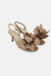 Riri Iris leather sandal with flower