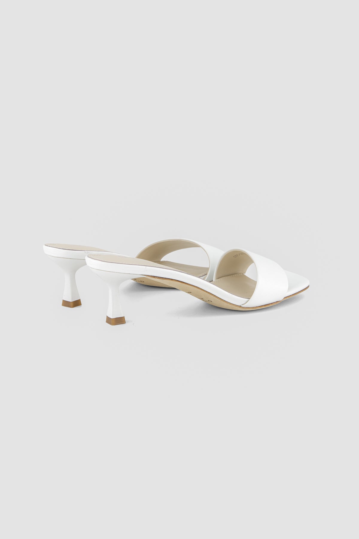 Sara leather mules
