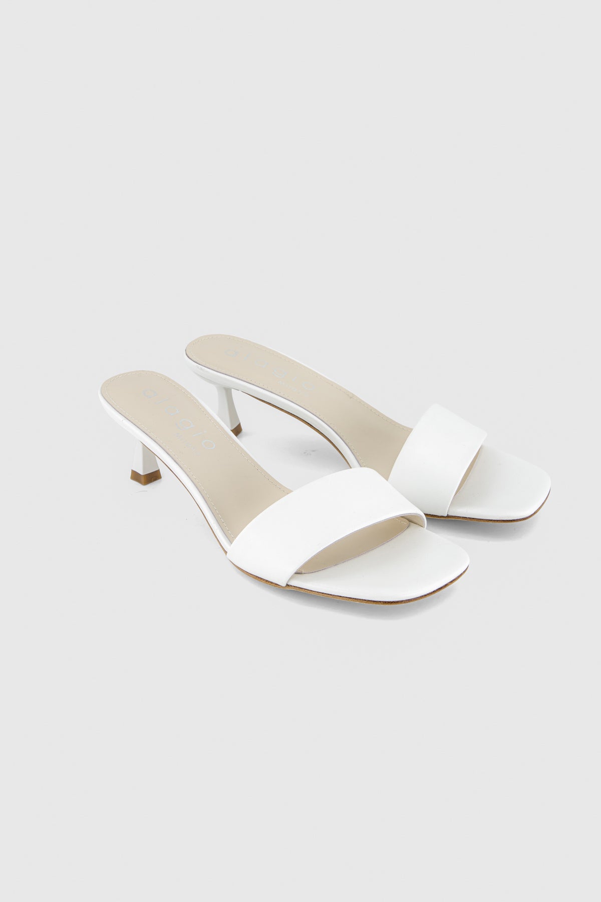 Sara leather mules