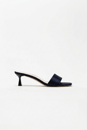 Sara satin mules