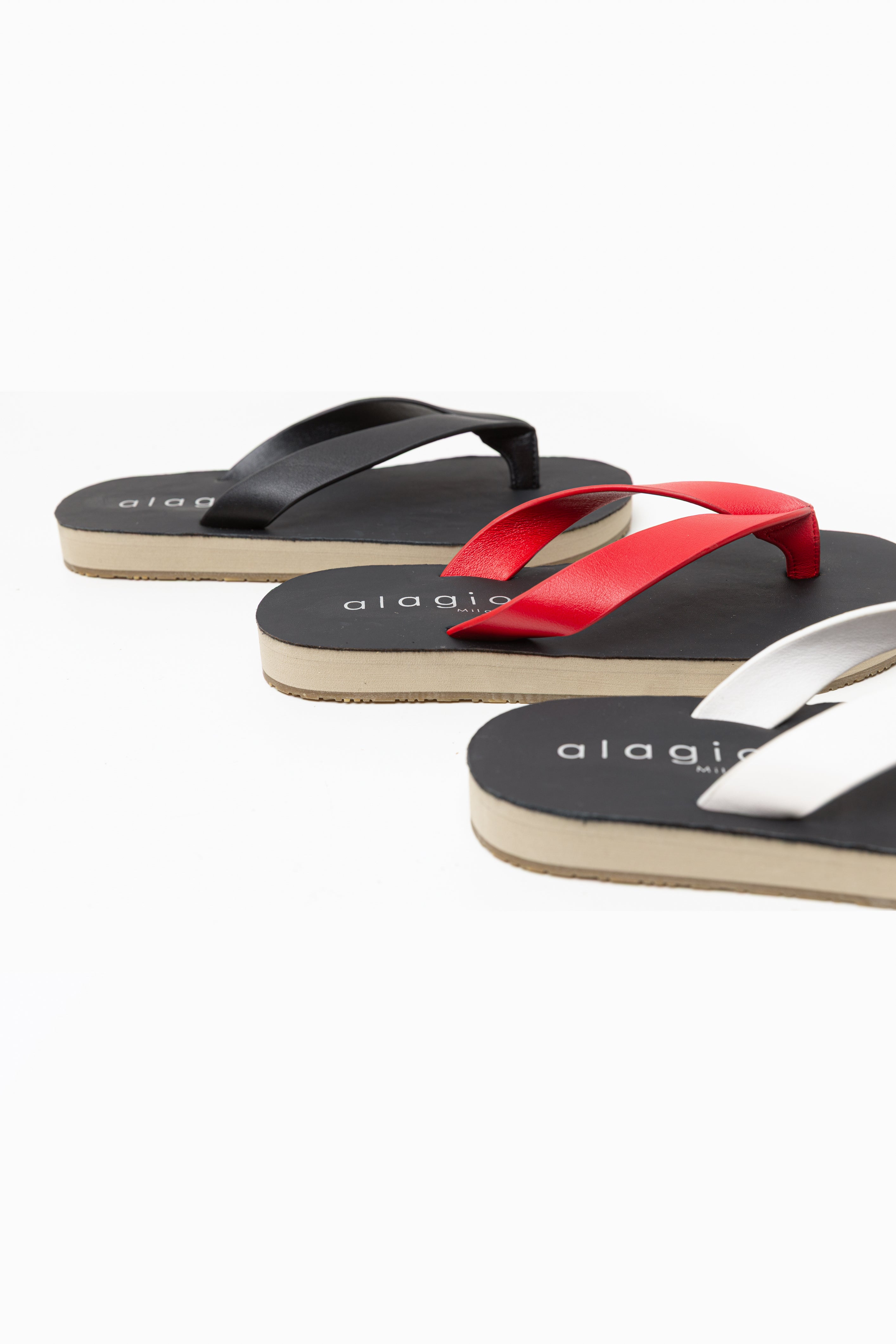 Aqua leather flip-flop
