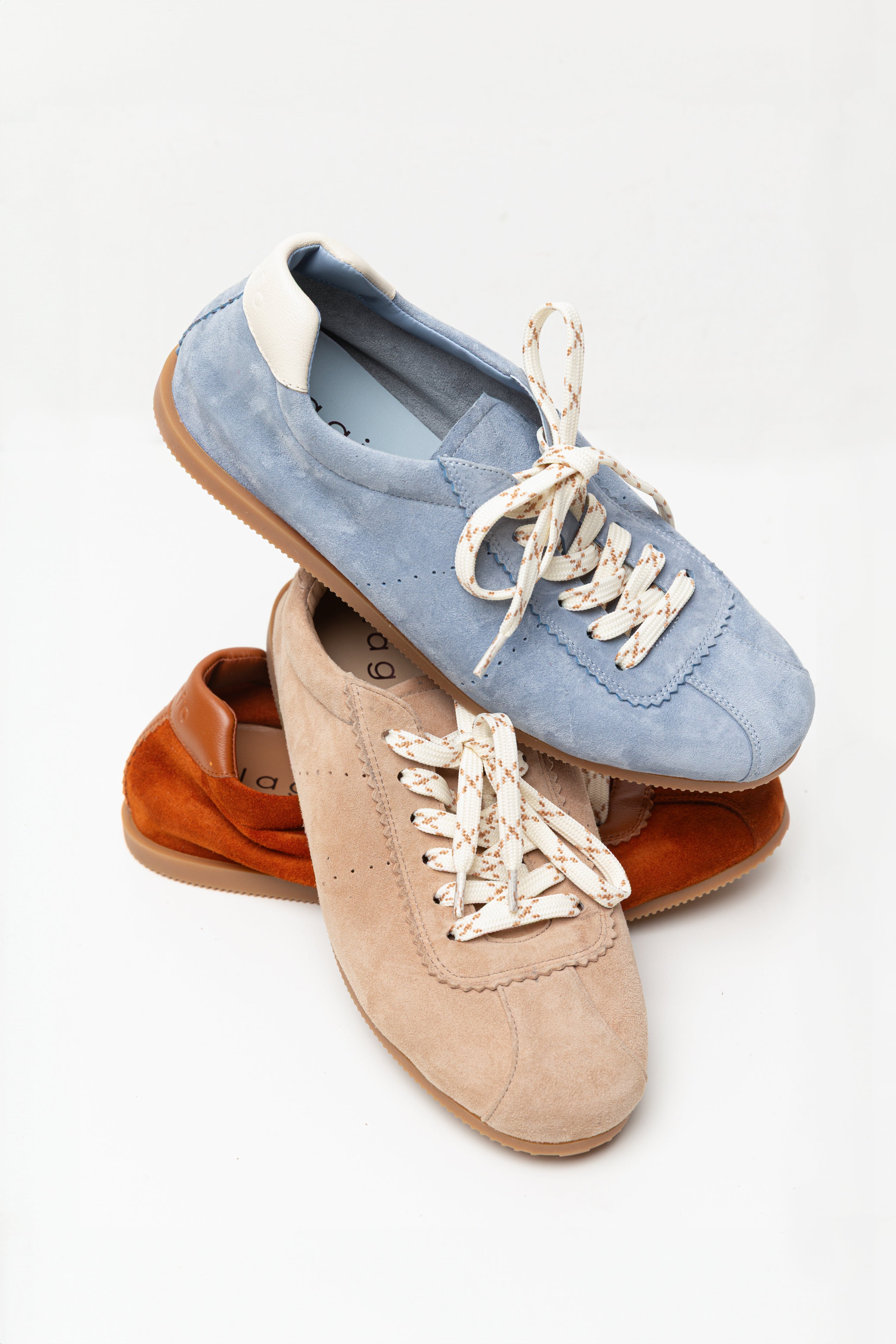 Ogni Giorno suede sneaker