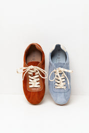 Ogni Giorno suede sneaker
